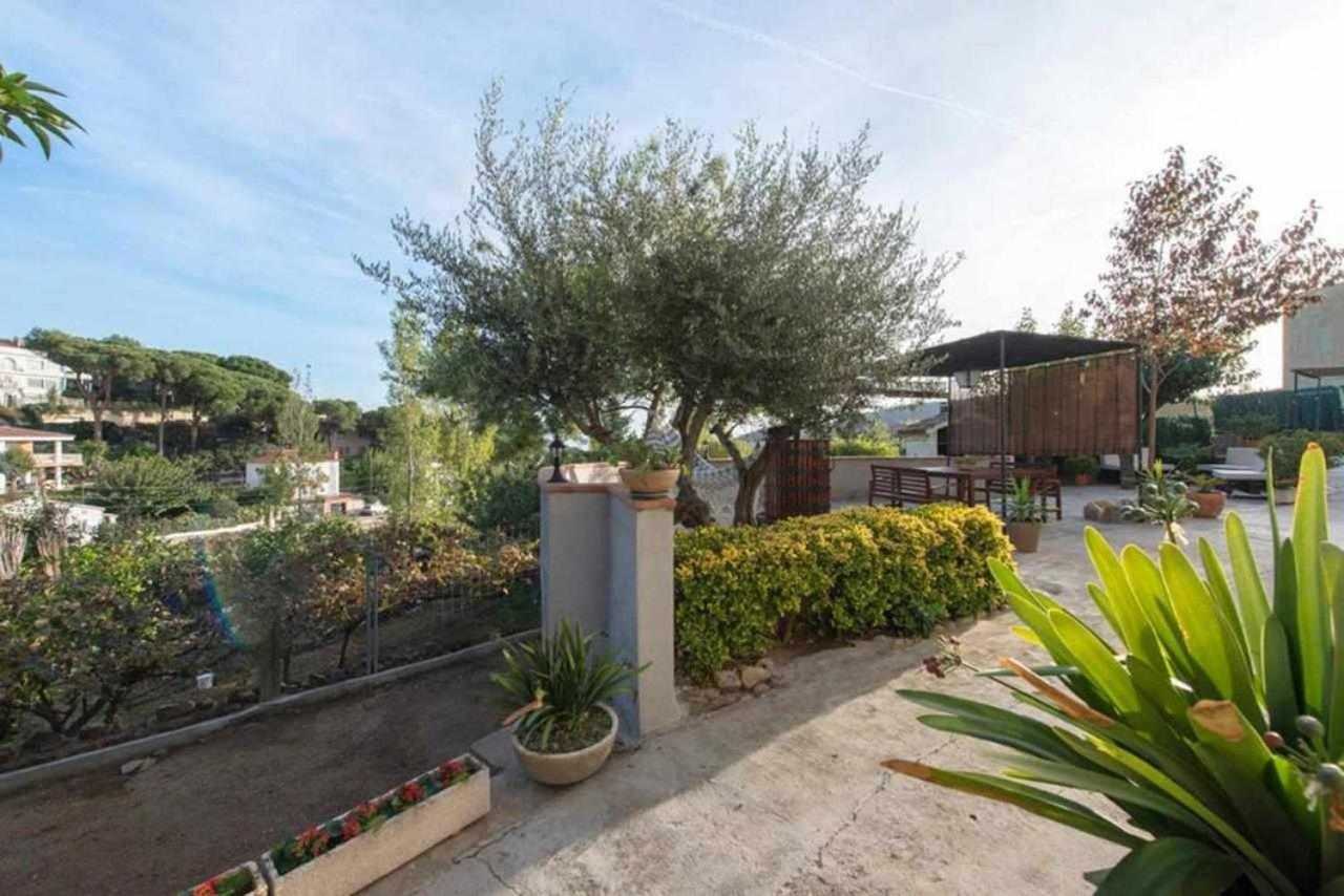 Masia Can Tramontana Guest House Tiana Exterior foto